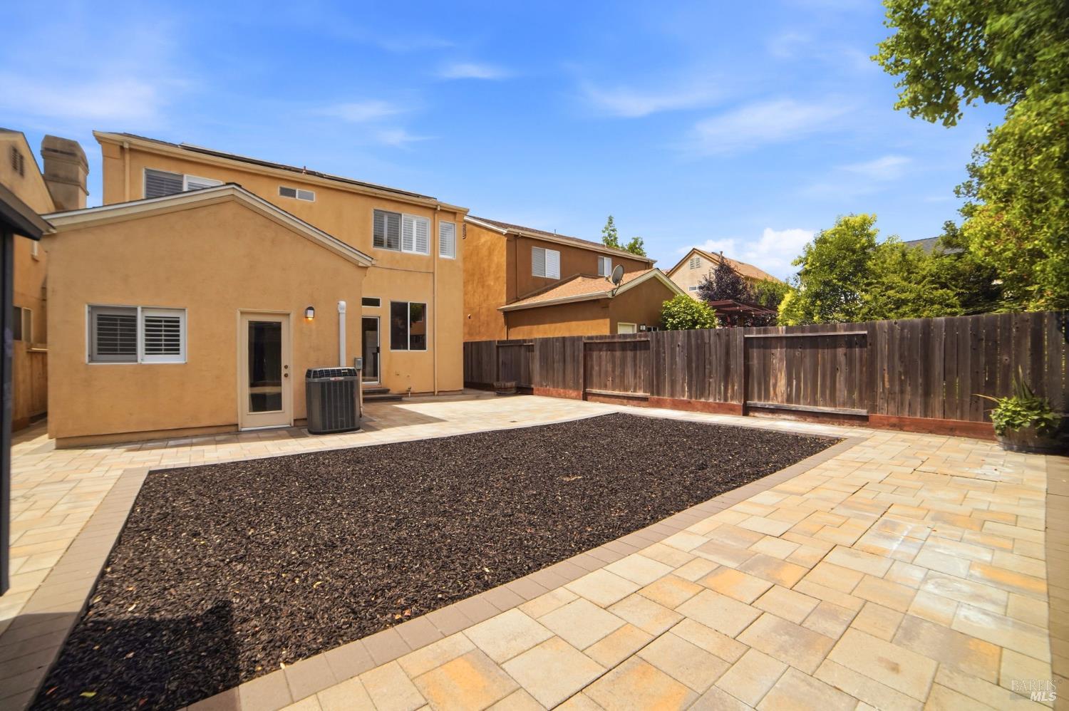 2427 Bramble Way