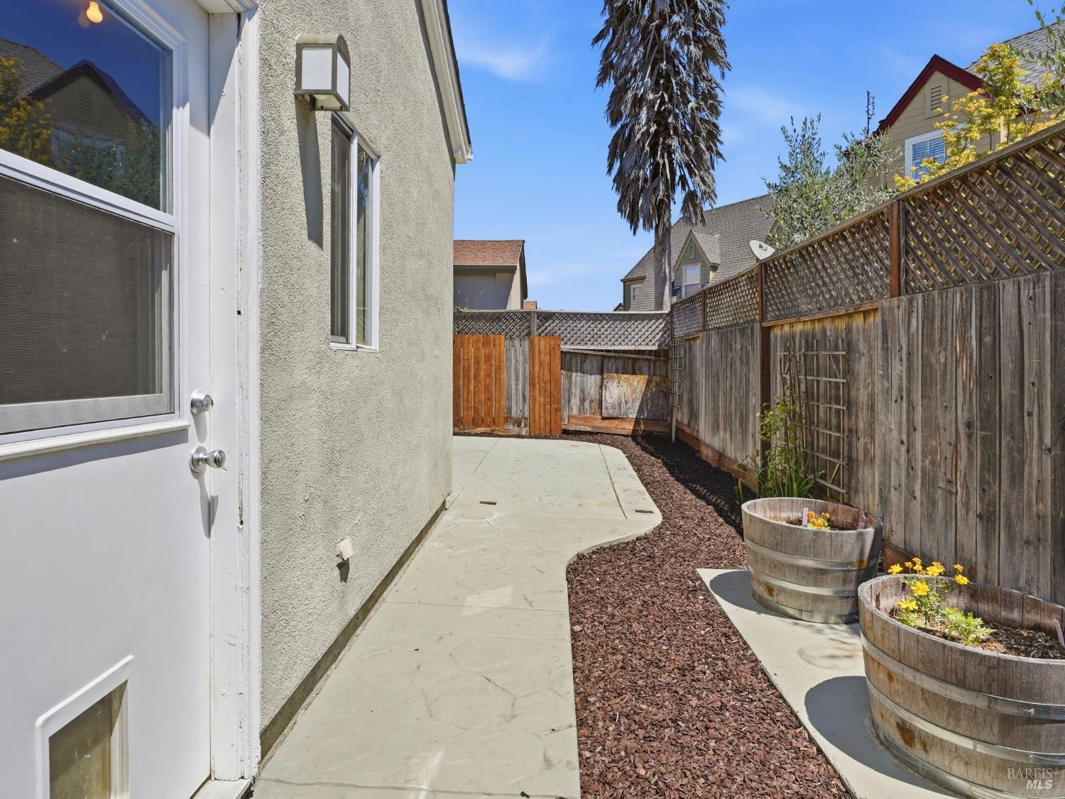 2386 Battersea Street