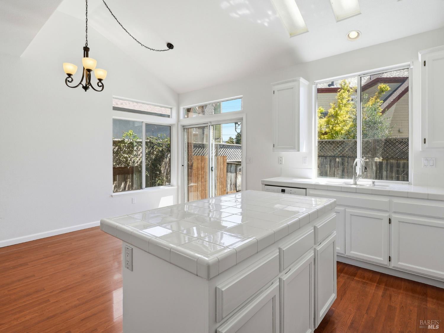 2386 Battersea Street