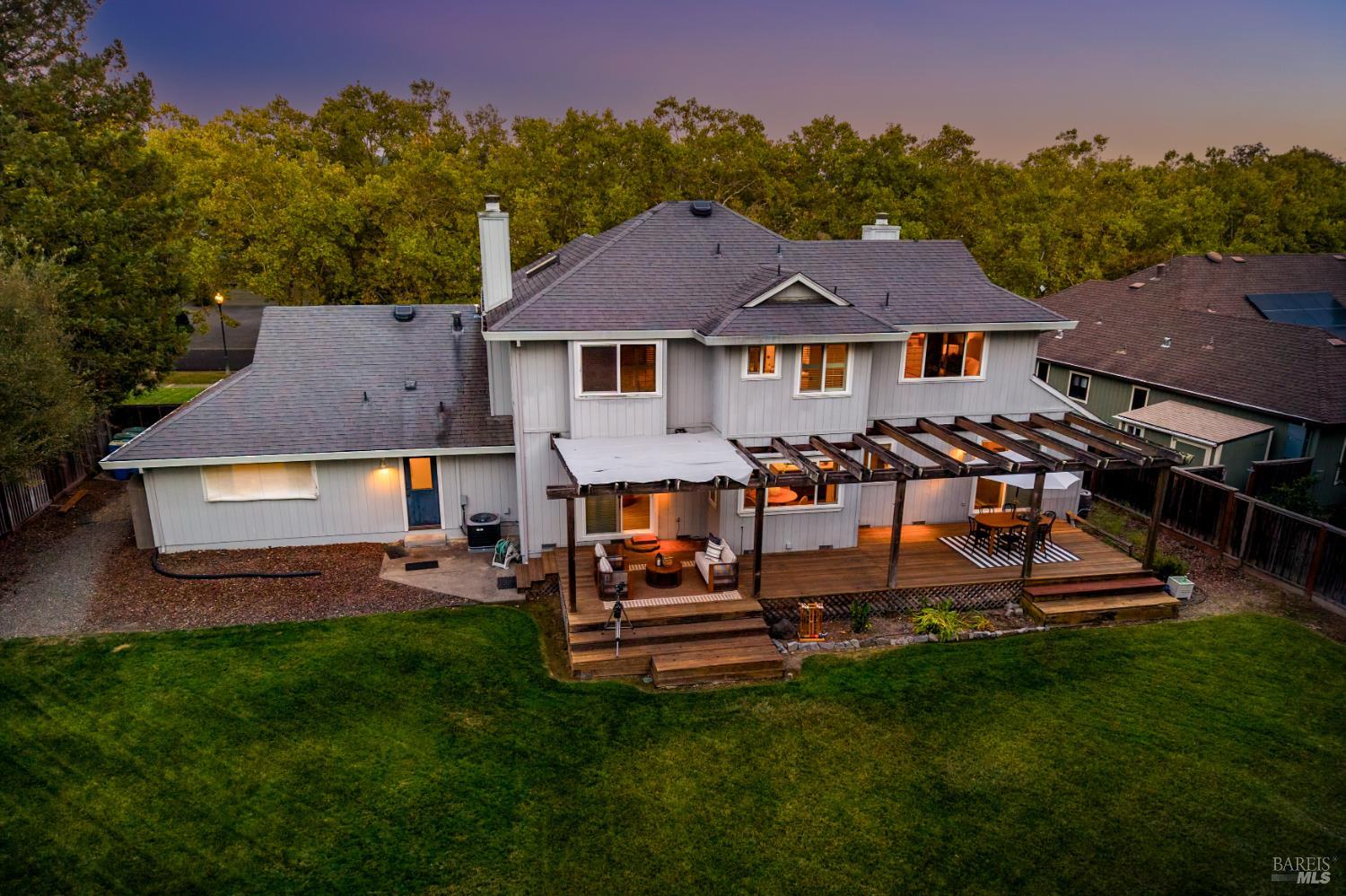 9323 Lakewood Dr Drive