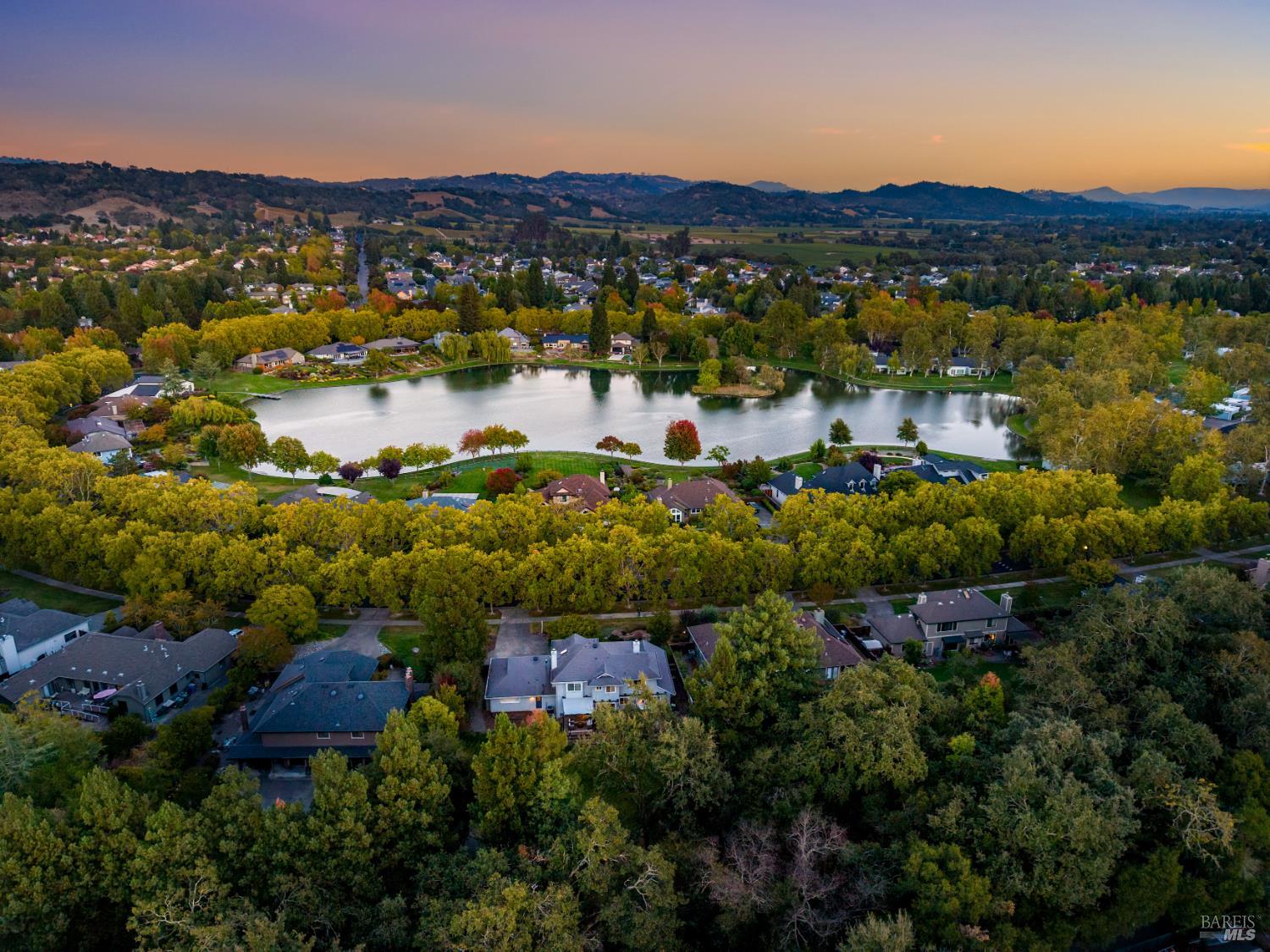 9323 Lakewood Dr Drive