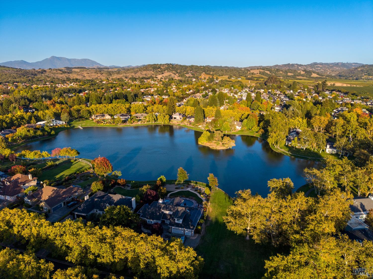9323 Lakewood Dr Drive