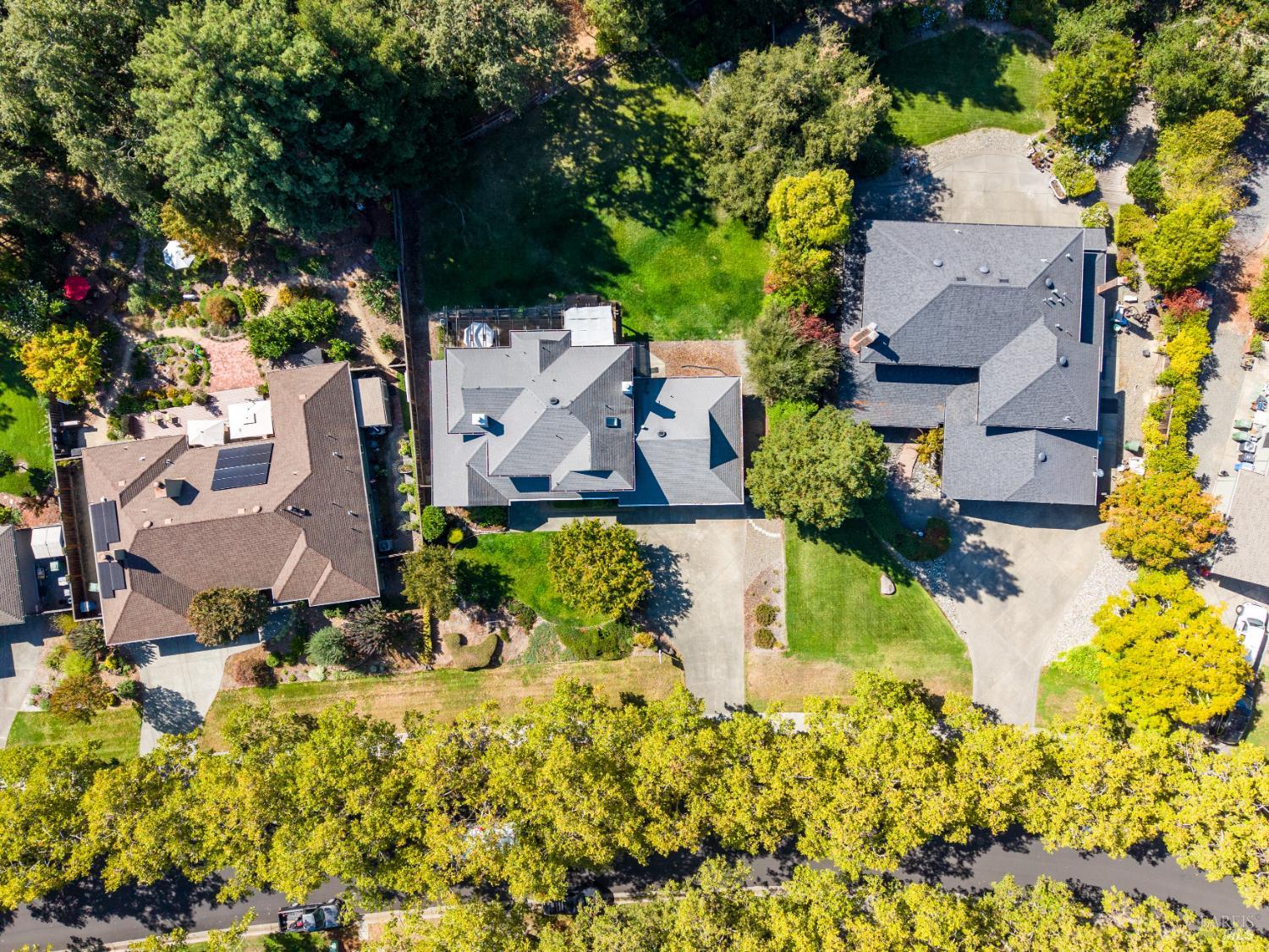 9323 Lakewood Dr Drive