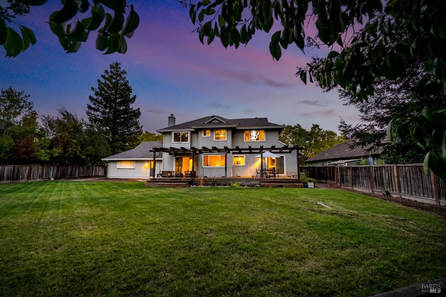 9323 Lakewood Dr Drive