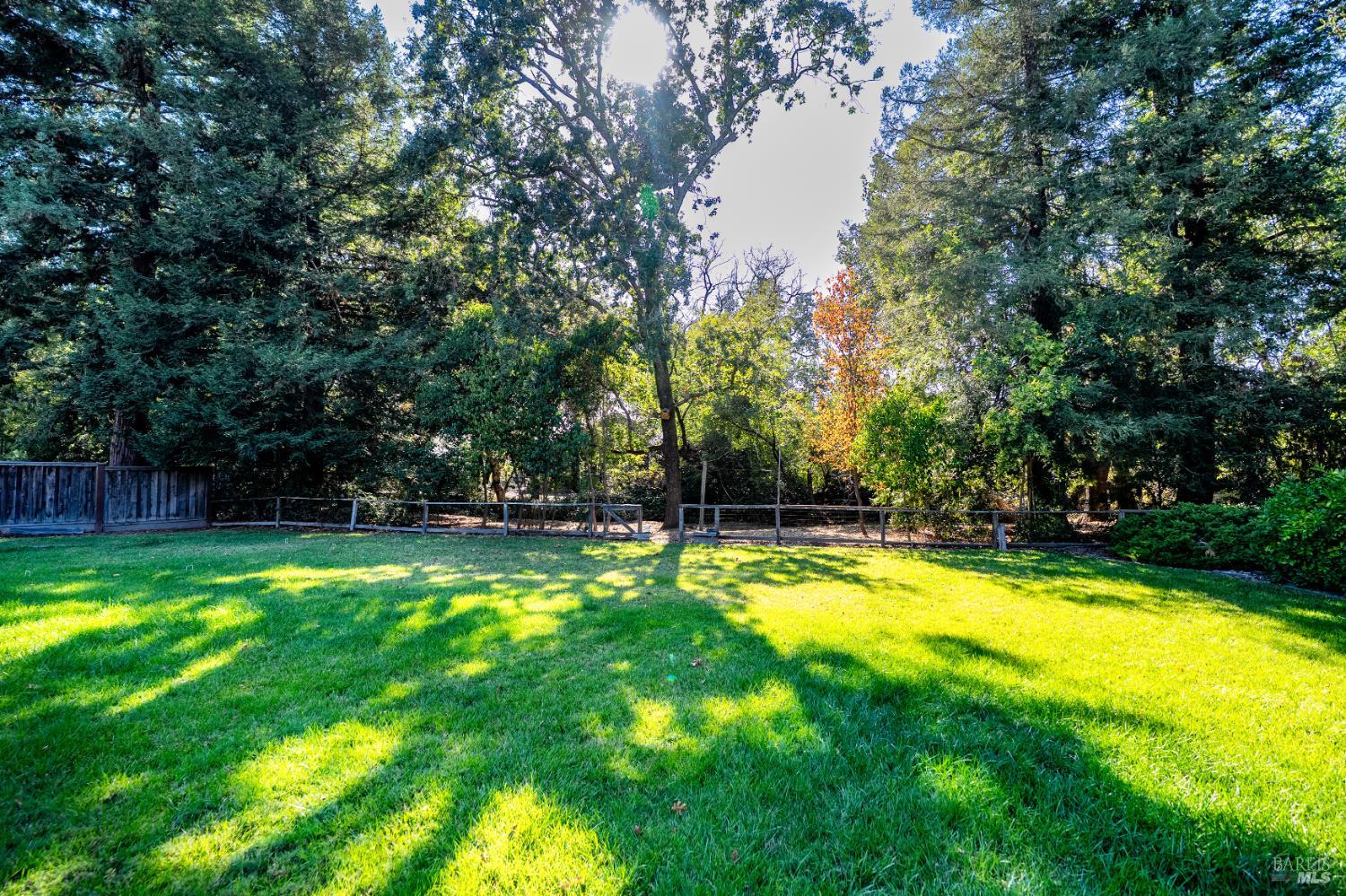 9323 Lakewood Dr Drive