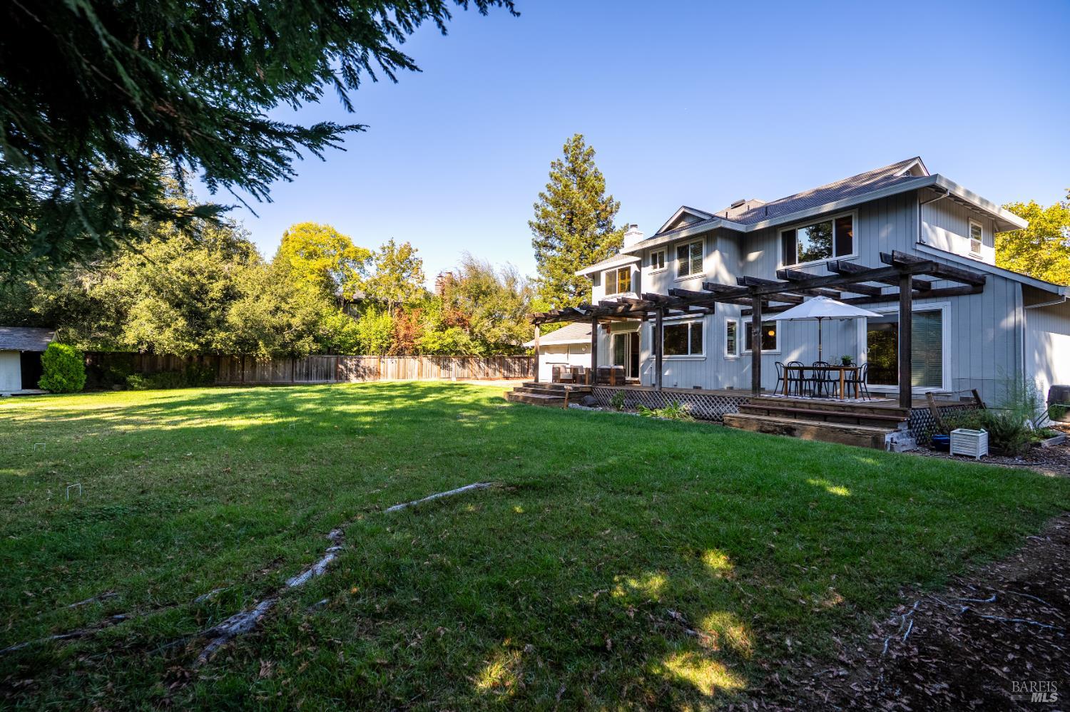 9323 Lakewood Dr Drive