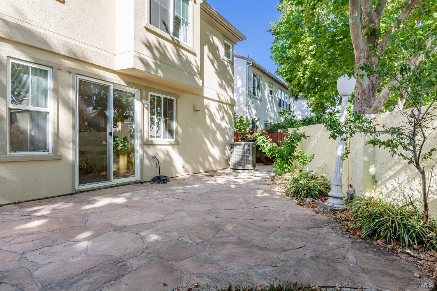 27 Newport Landing Drive