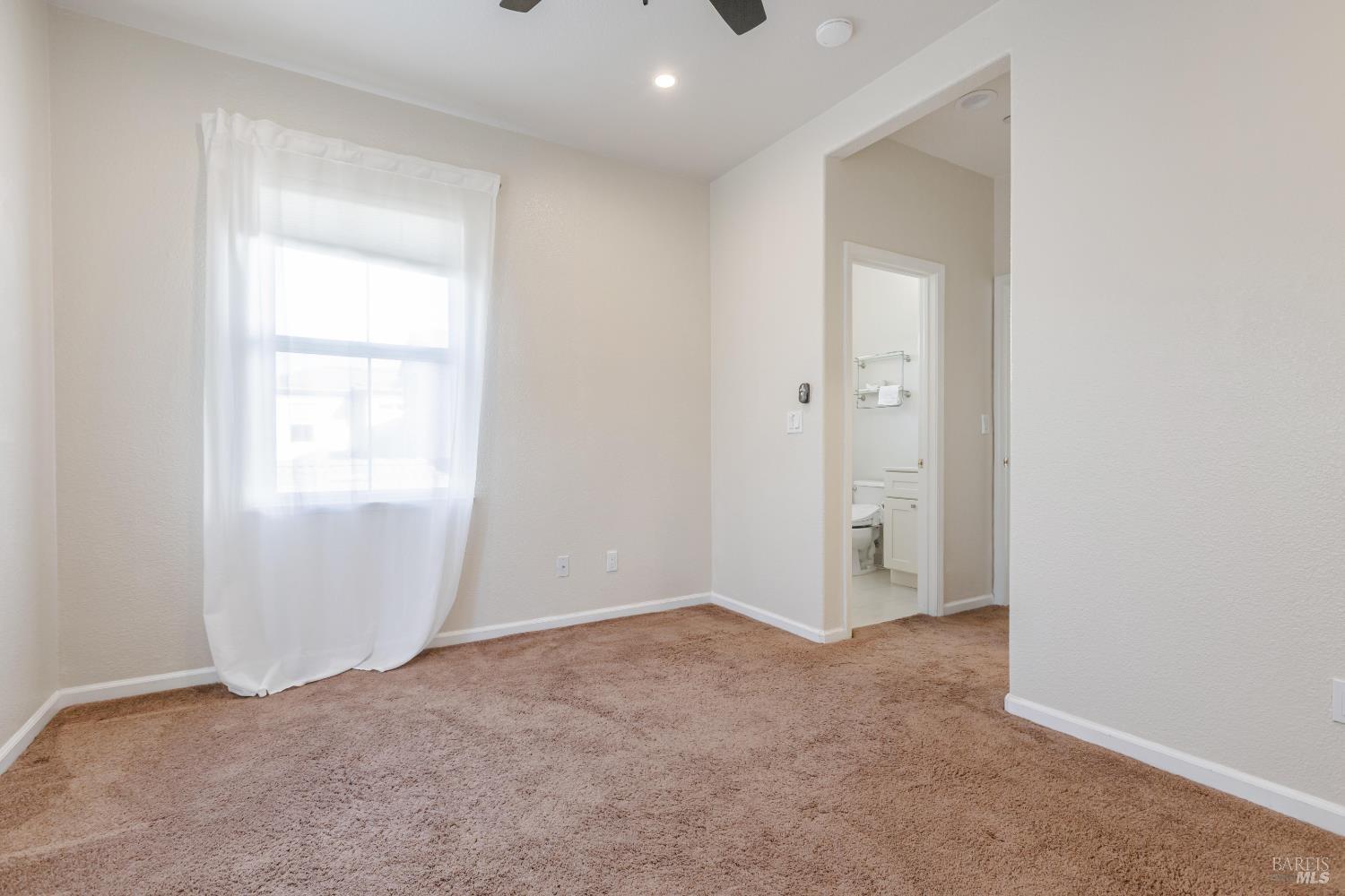27 Newport Landing Drive