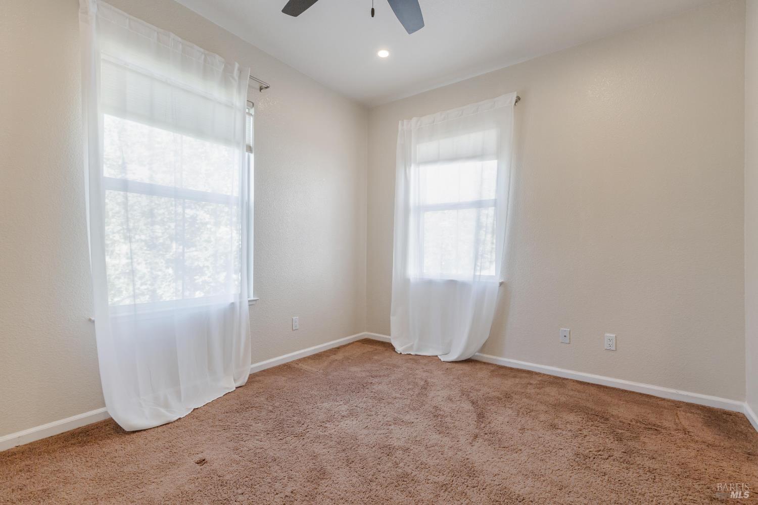 27 Newport Landing Drive