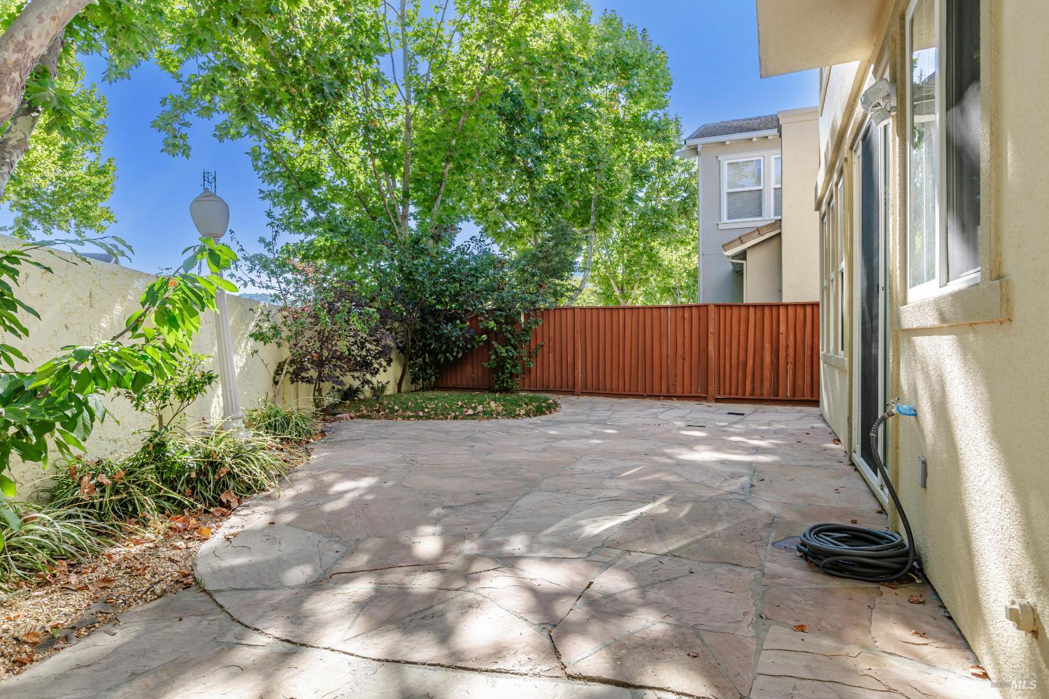 27 Newport Landing Drive