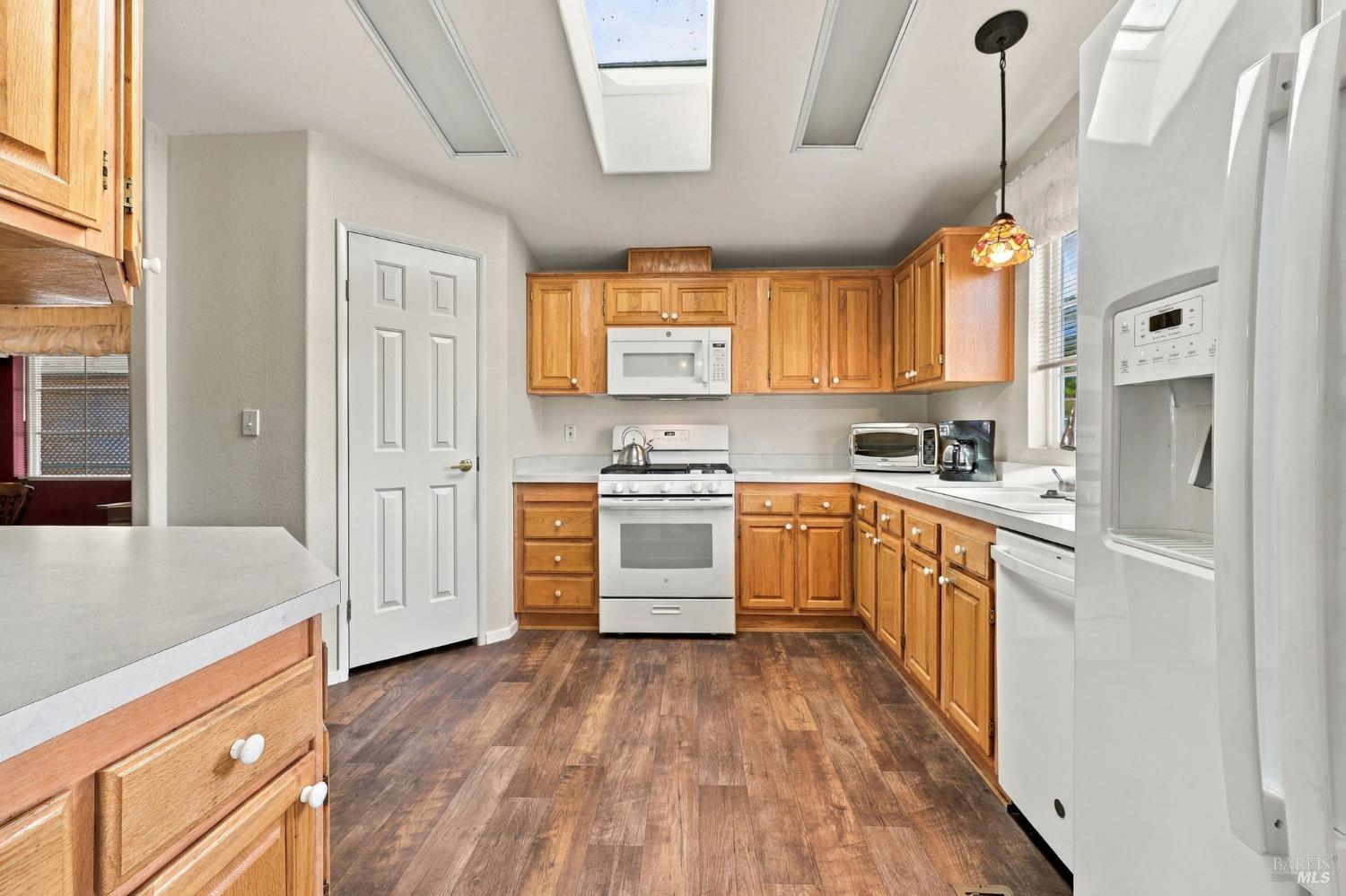 153 Stratford Way