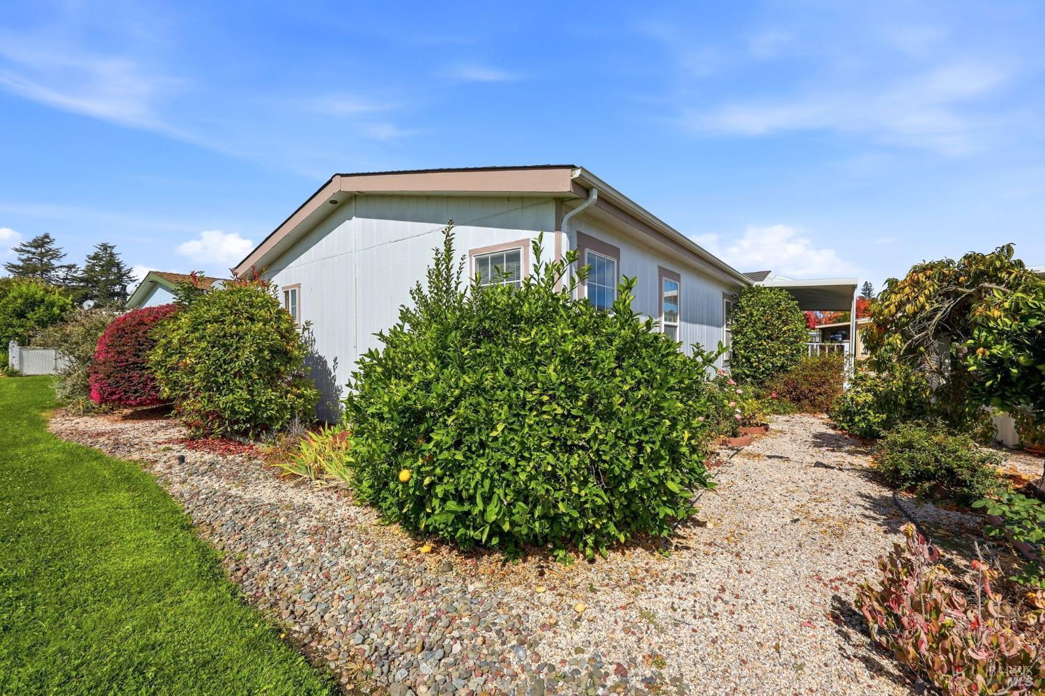 153 Stratford Way