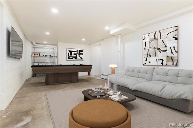 1150 W Stanford Drive