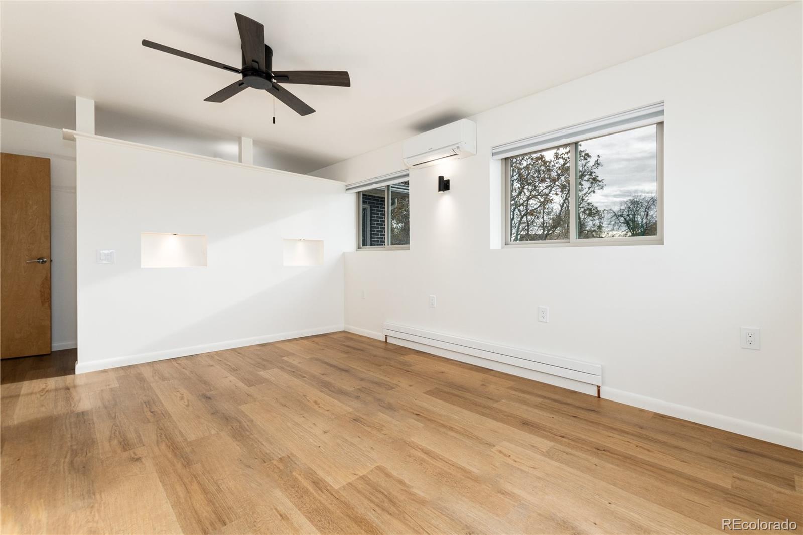 1150 W Stanford Drive