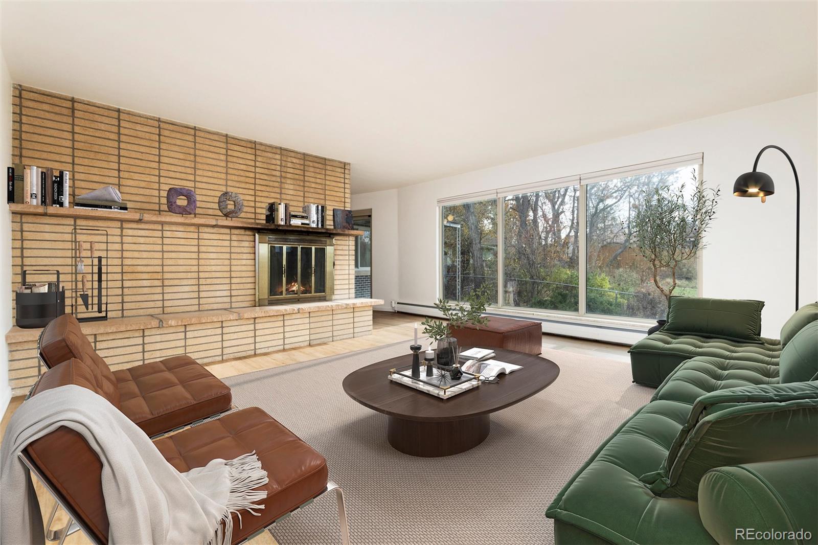 1150 W Stanford Drive