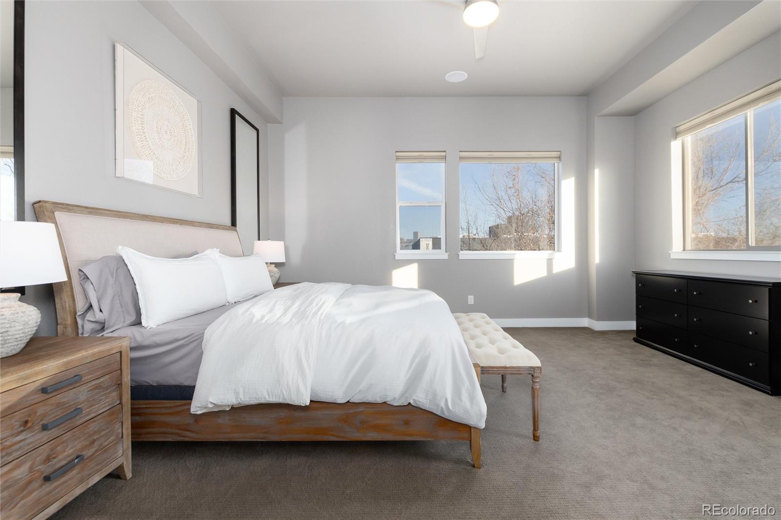1733 Grove Street Unit: 4