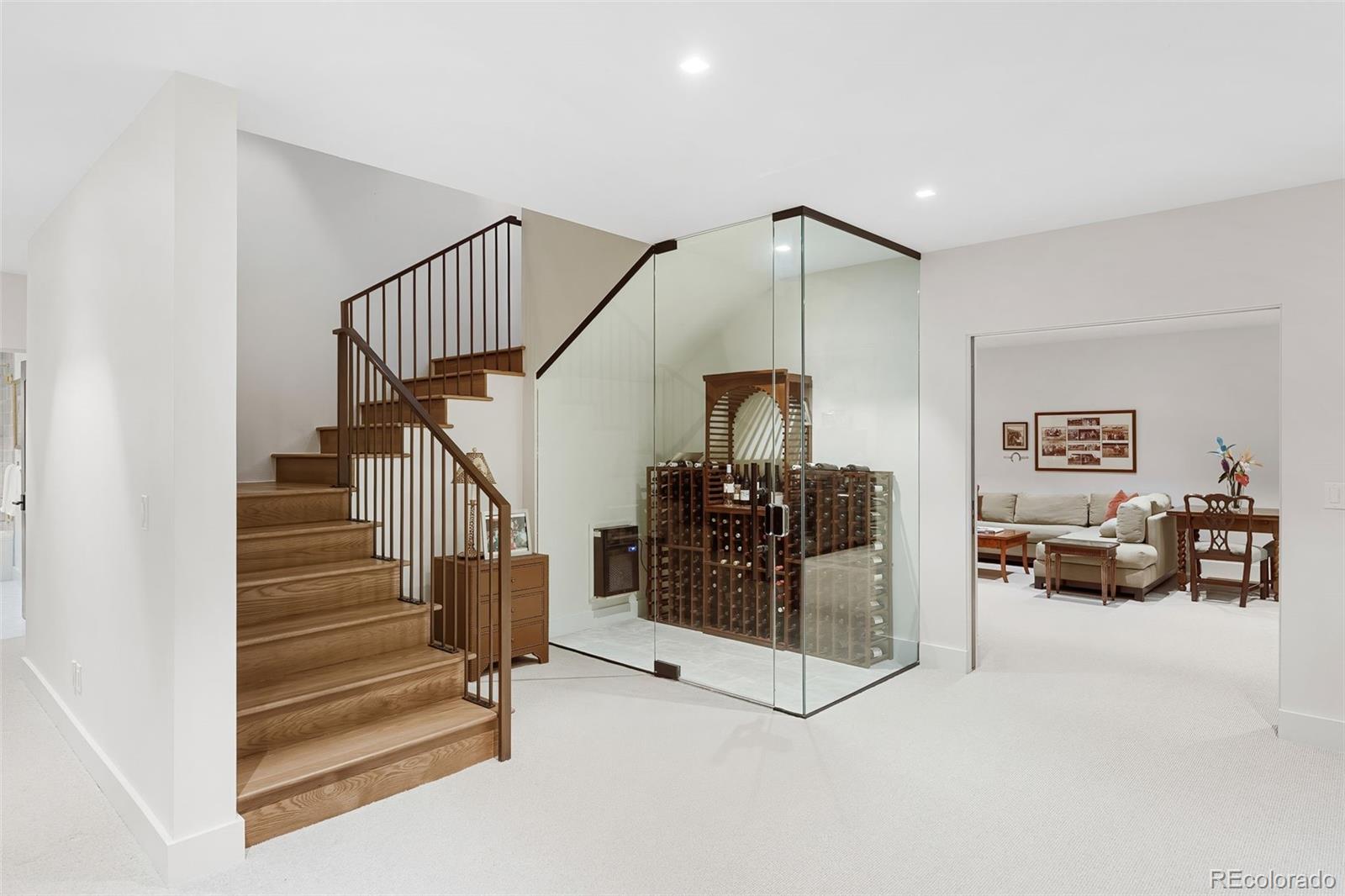 2821 E Cedar Avenue Unit: 18