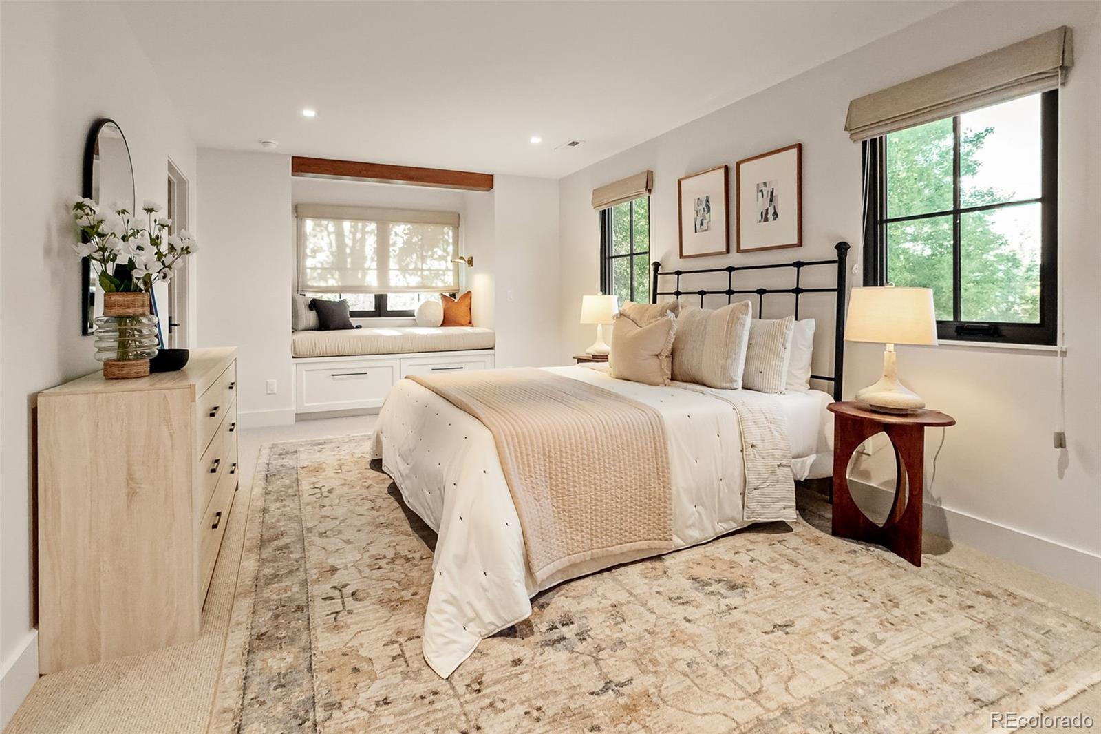 2821 E Cedar Avenue Unit: 18
