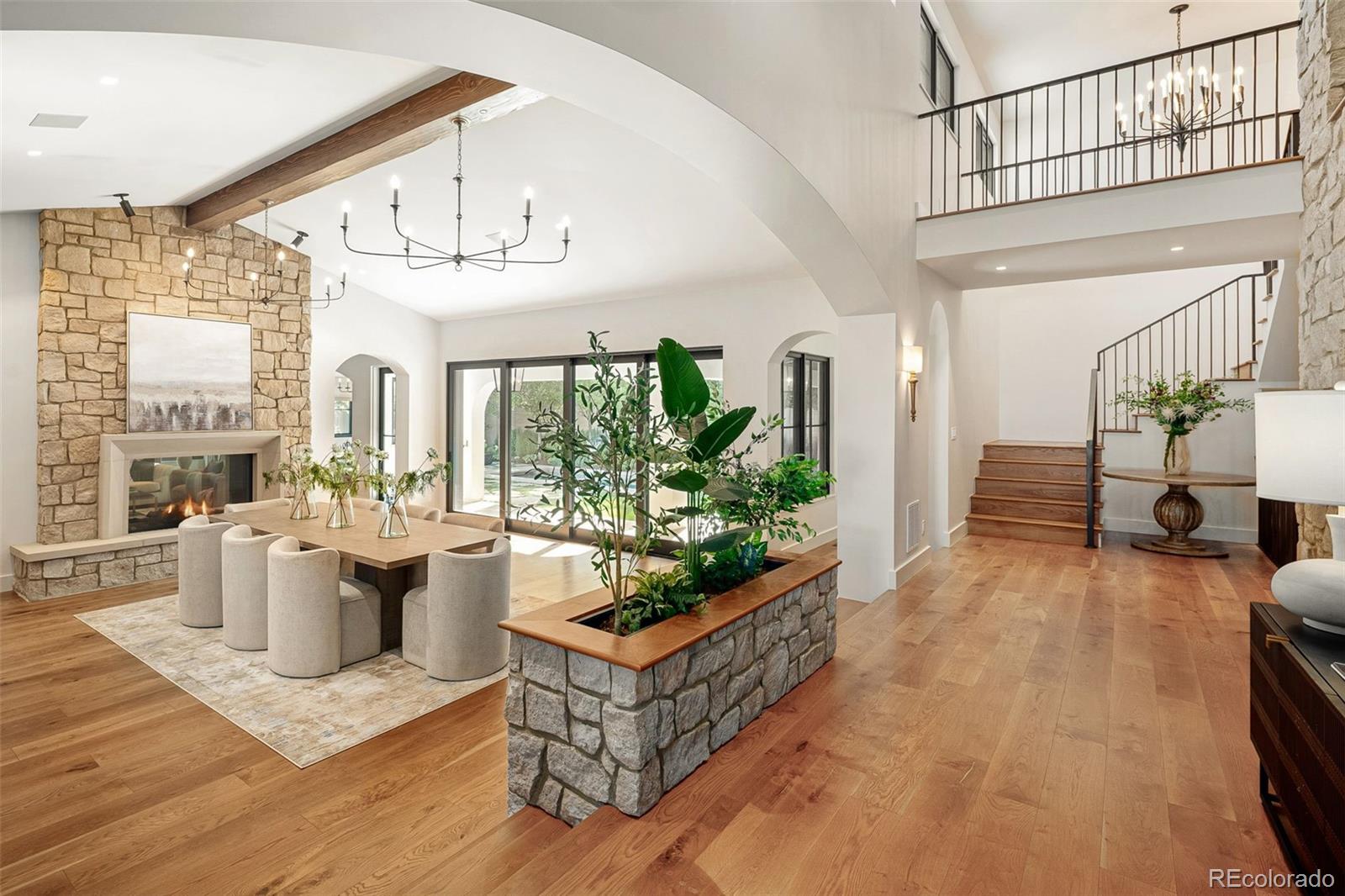 2821 E Cedar Avenue Unit: 18