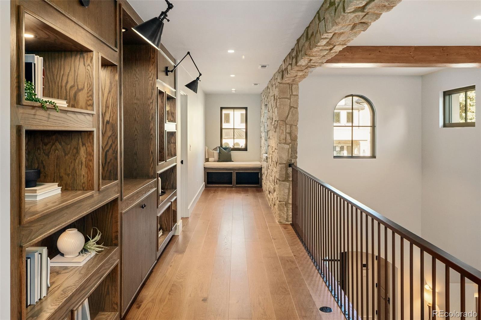 2821 E Cedar Avenue Unit: 18