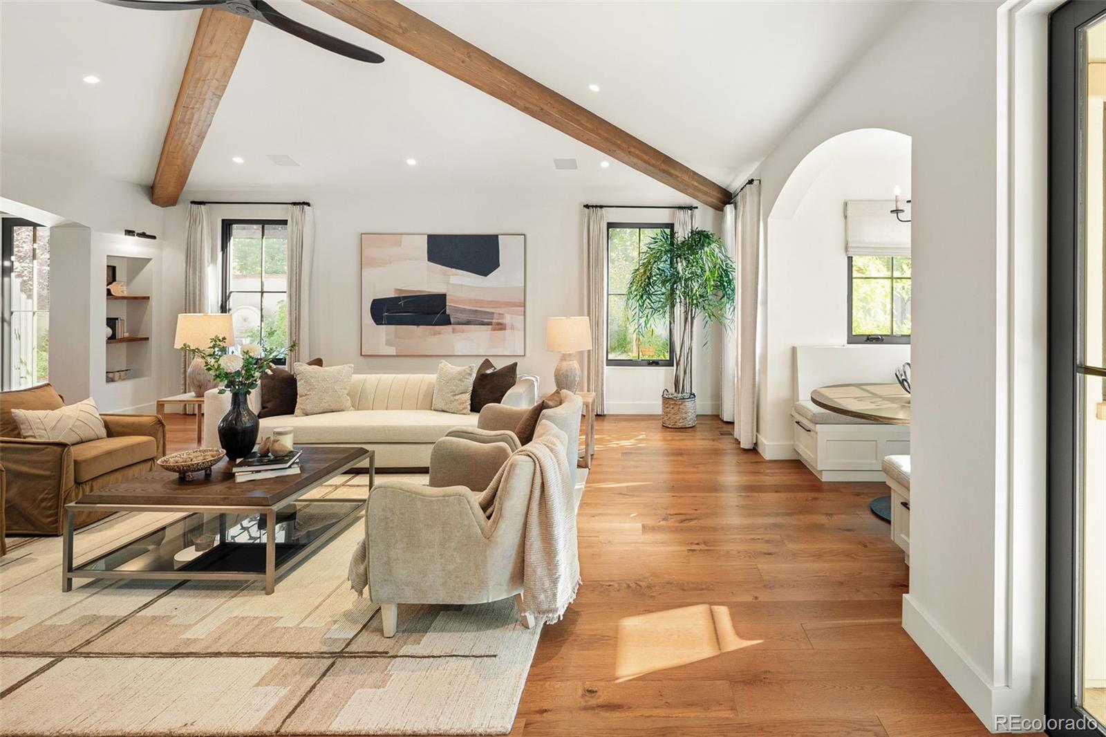 2821 E Cedar Avenue Unit: 18
