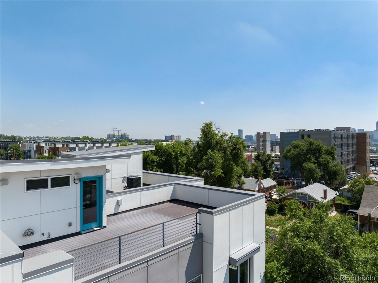1733 Grove Street Unit: 4