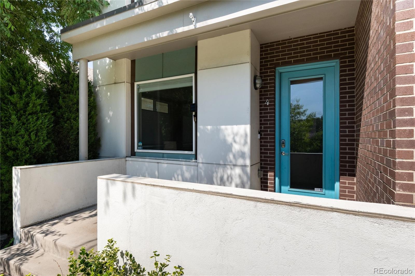 1733 Grove Street Unit: 4