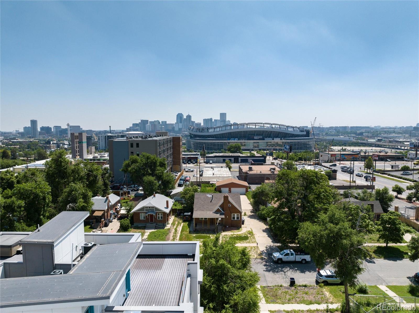 1733 Grove Street Unit: 4