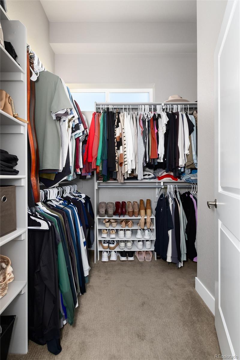 1733 Grove Street Unit: 4