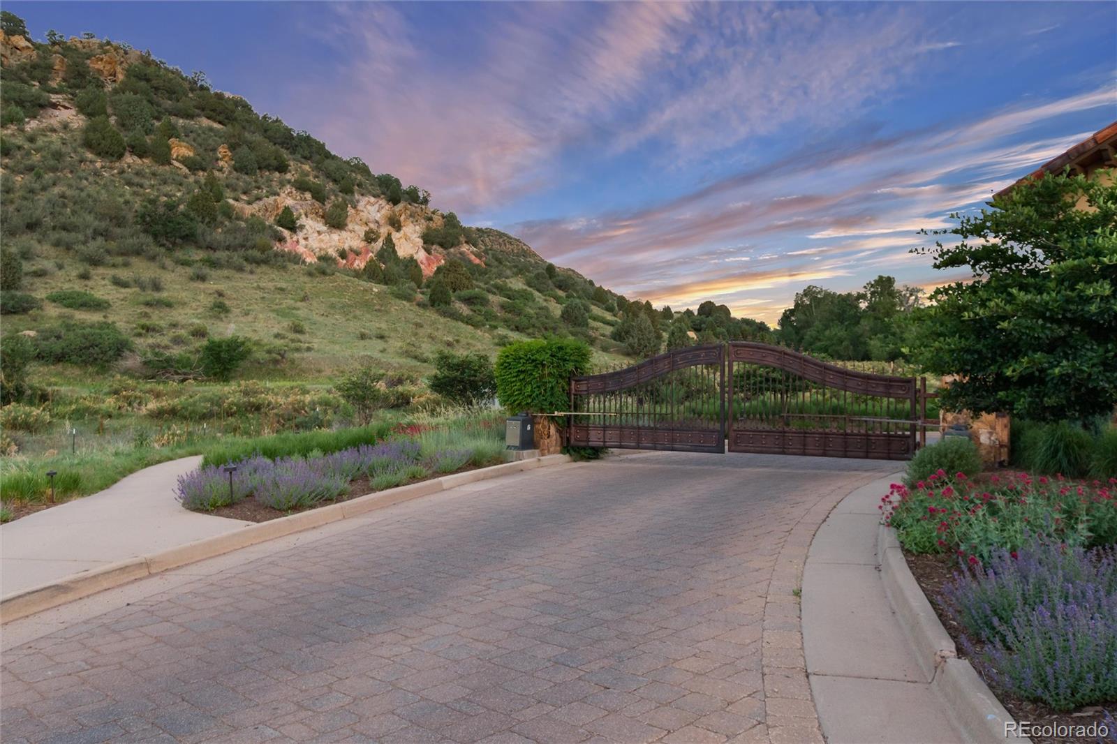 8310 Raphael Lane