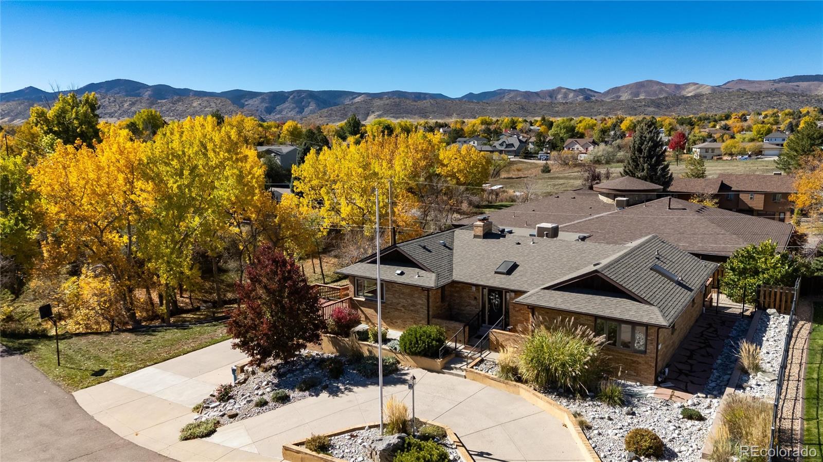 7809 S Dudley Street