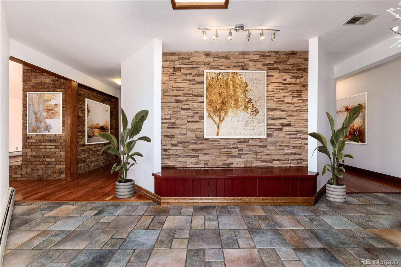 7809 S Dudley Street