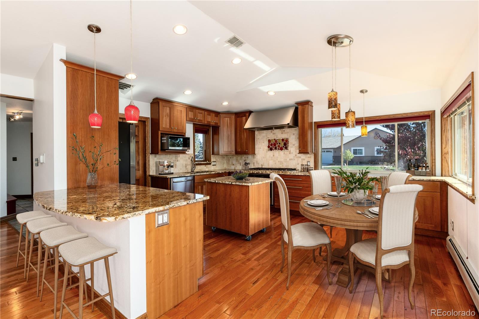 7809 S Dudley Street