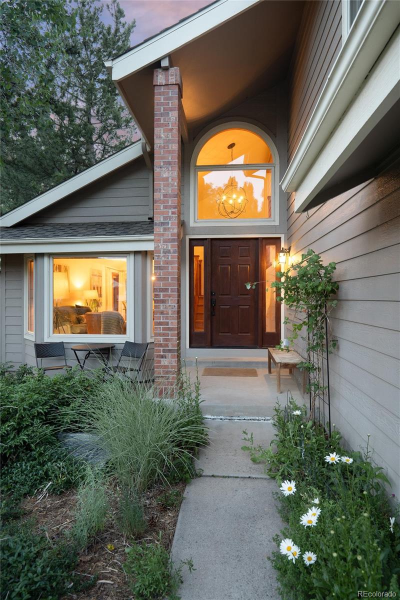 6 Tecoma Circle