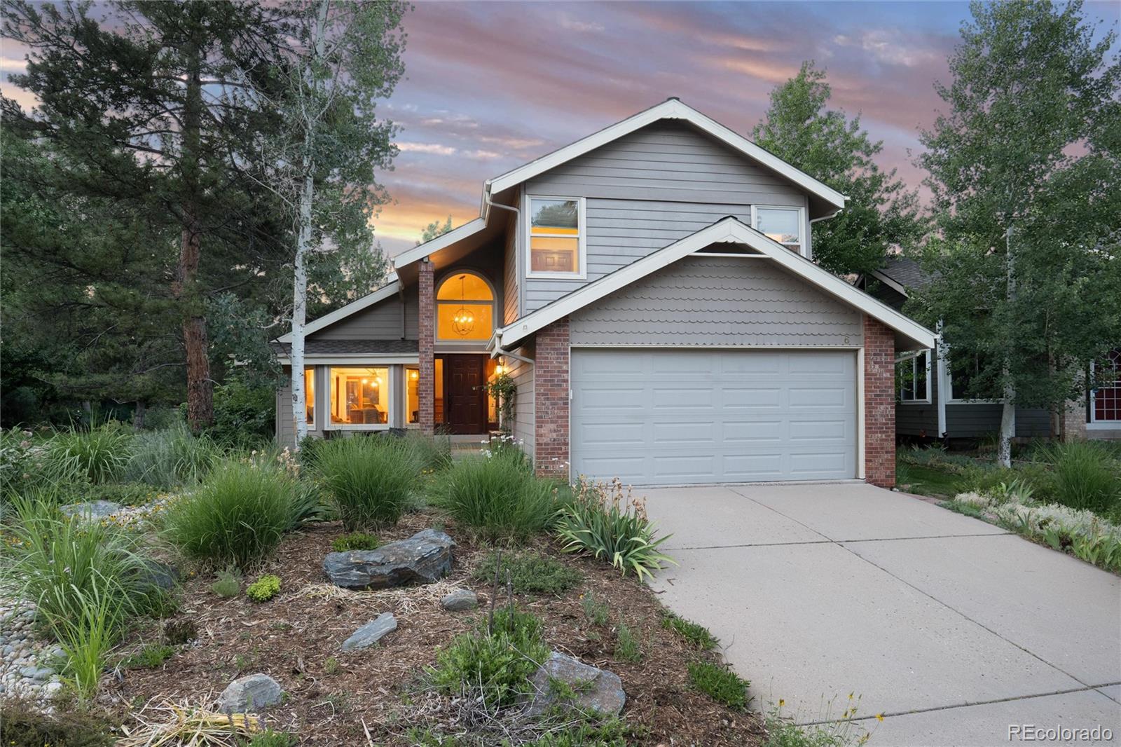 6 Tecoma Circle