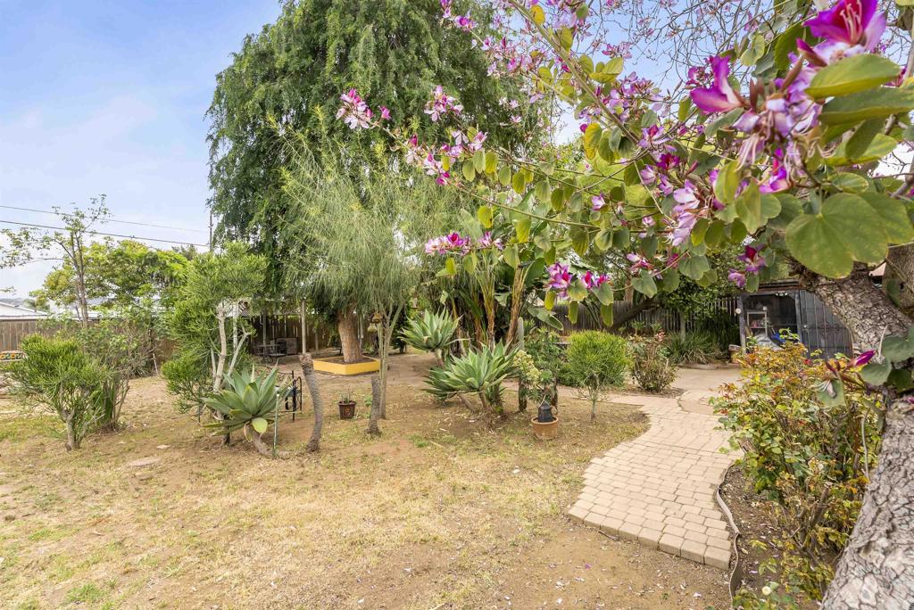 1265 Dawnridge Avenue