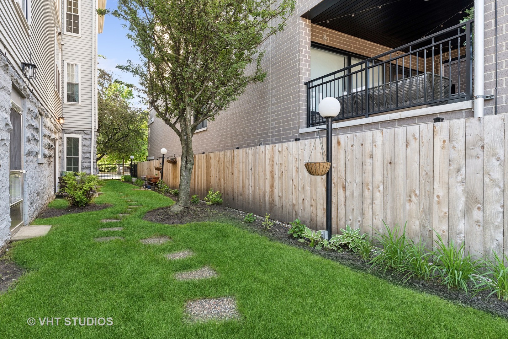 1640 W Diversey Parkway Unit: 6