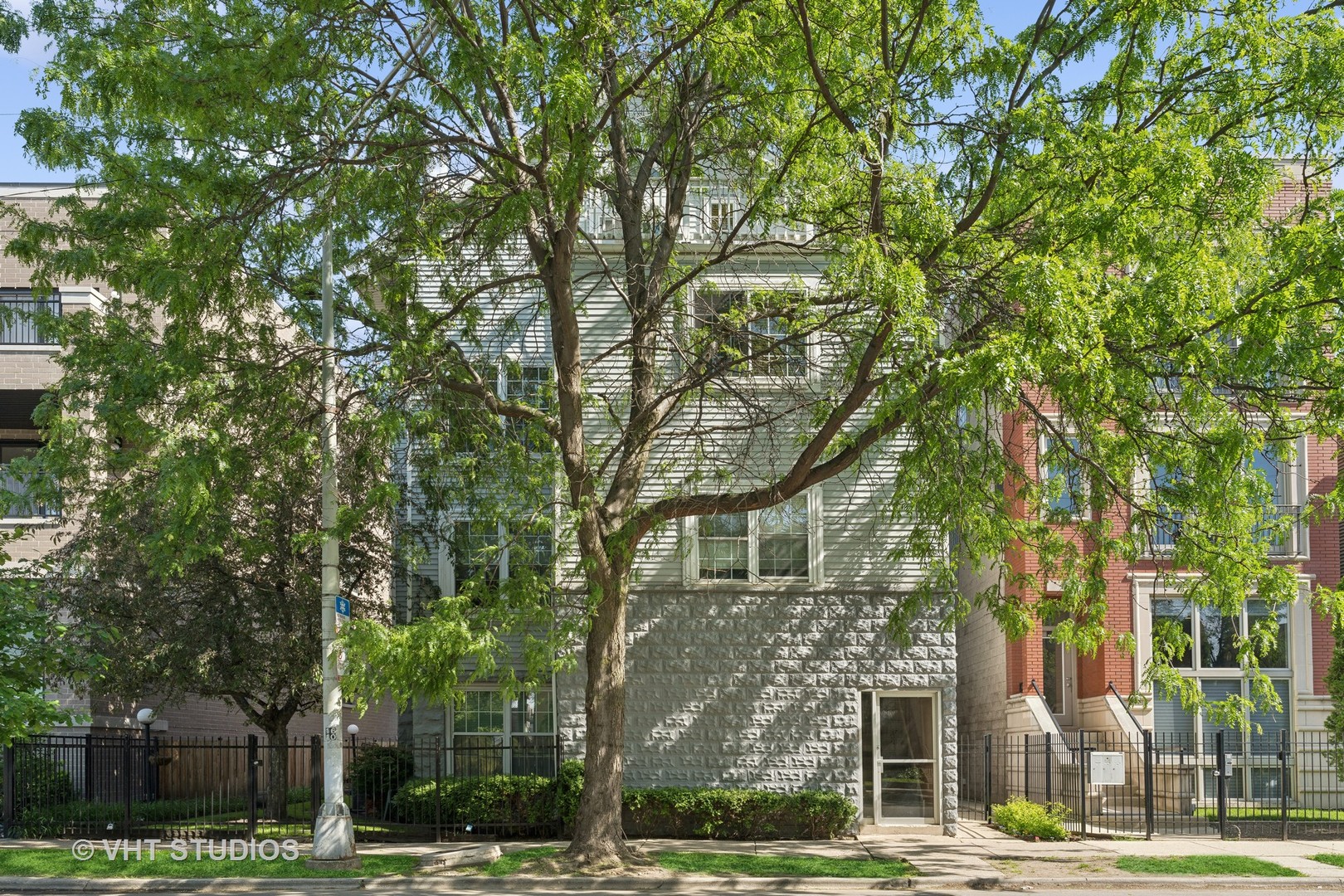 1640 W Diversey Parkway Unit: 6