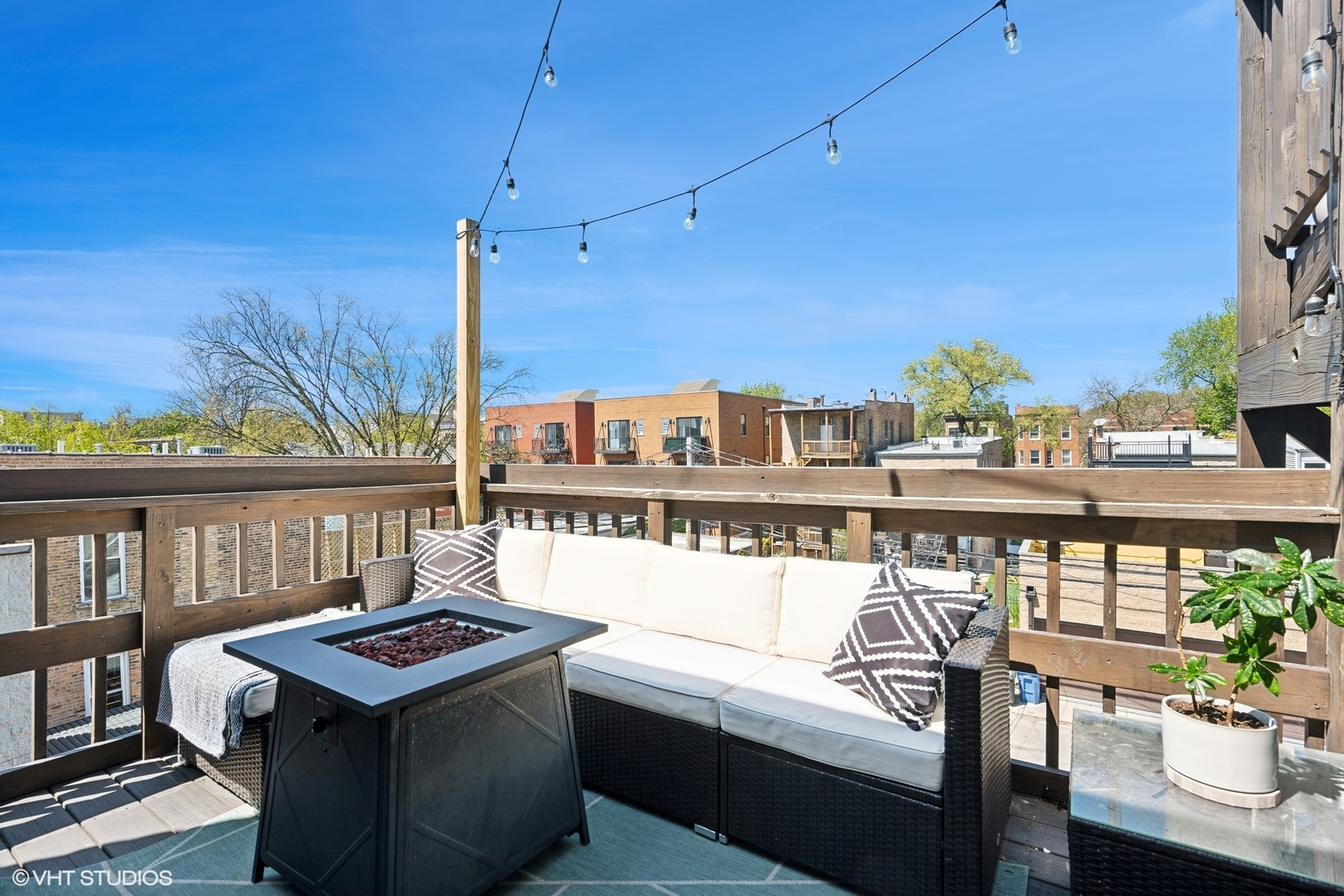 2138 W Potomac Avenue Unit: 3