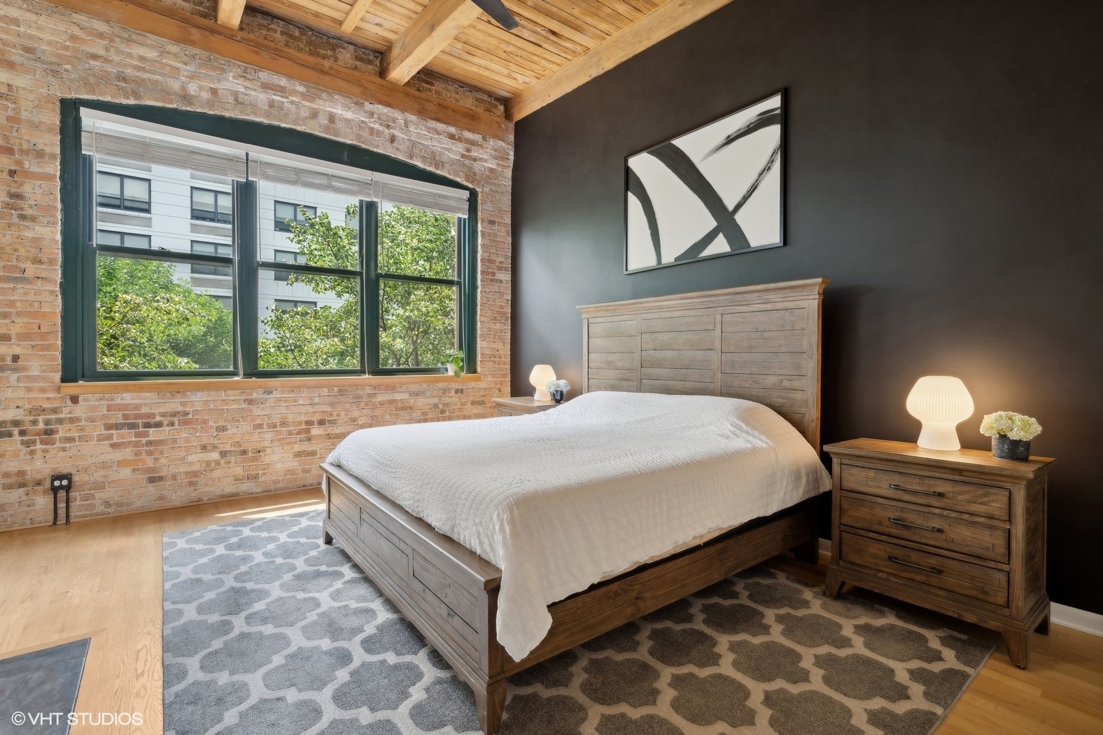 1737 N Paulina Street Unit: 303