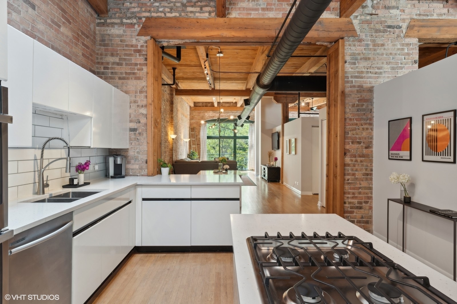 1737 N Paulina Street Unit: 303