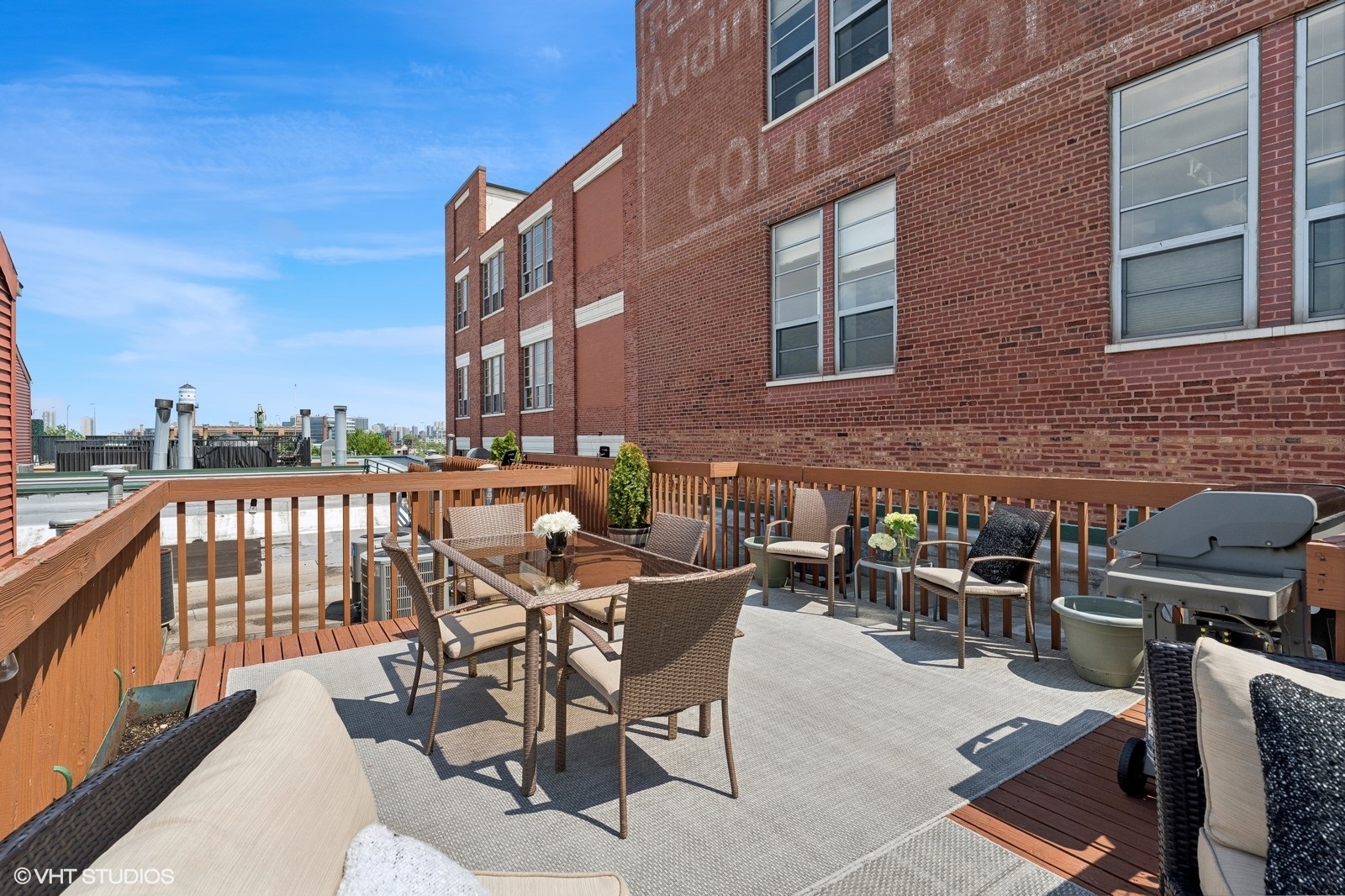 1737 N Paulina Street Unit: 303