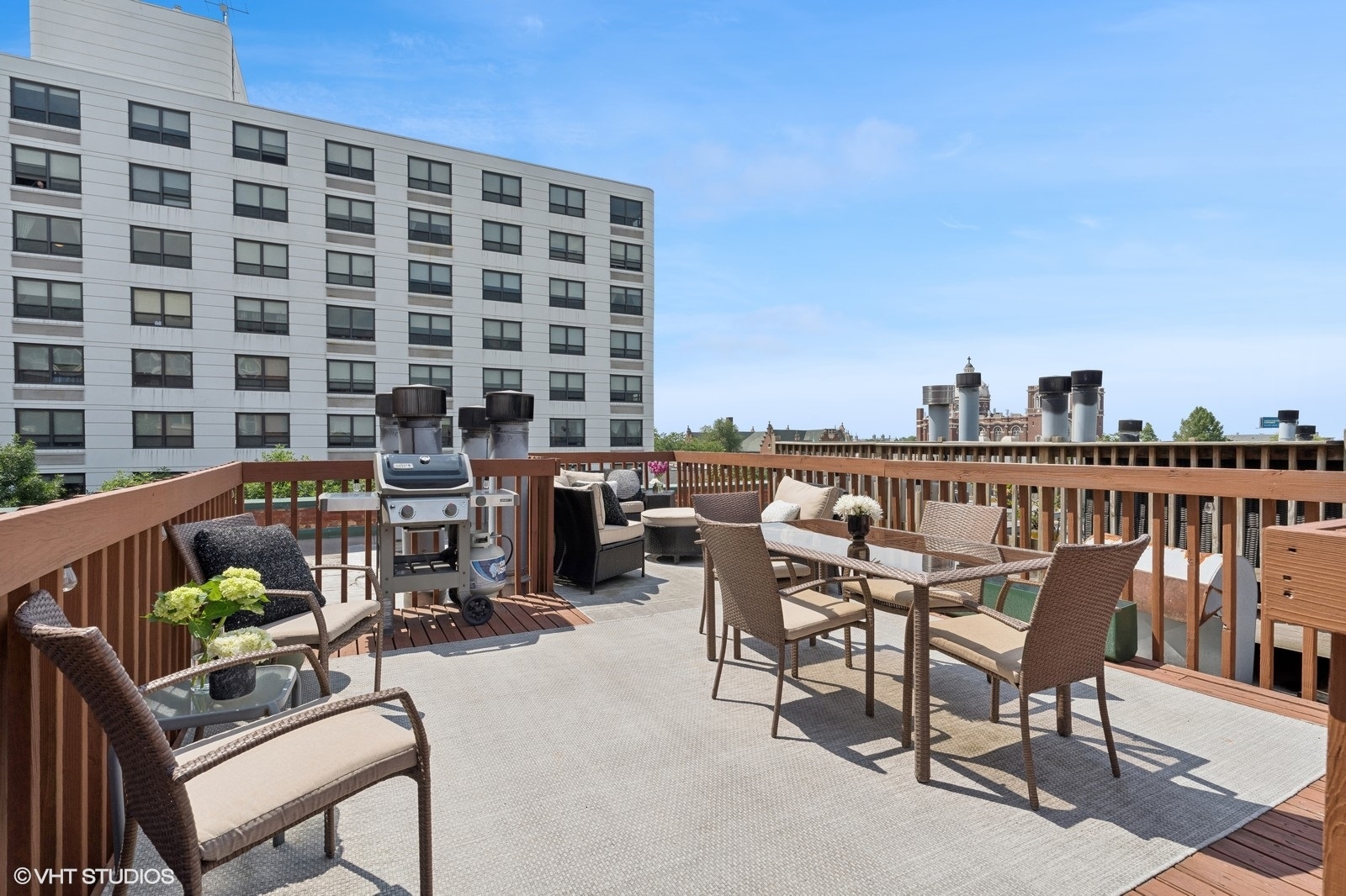 1737 N Paulina Street Unit: 303