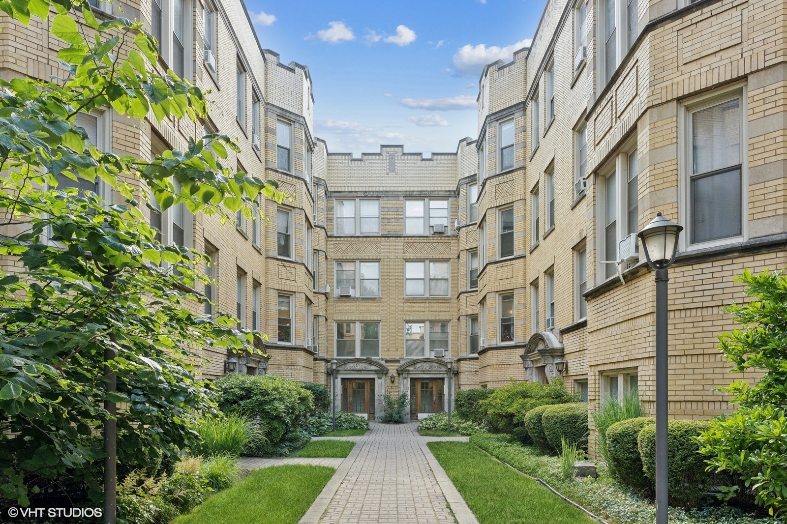 5458 S CORNELL Avenue Unit: 3W
