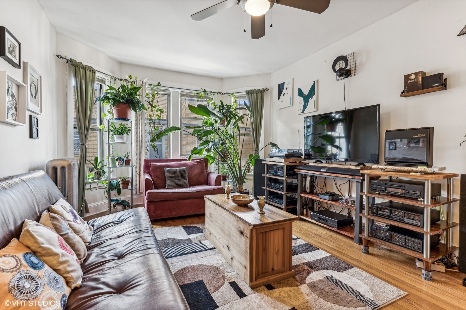5458 S CORNELL Avenue Unit: 3W