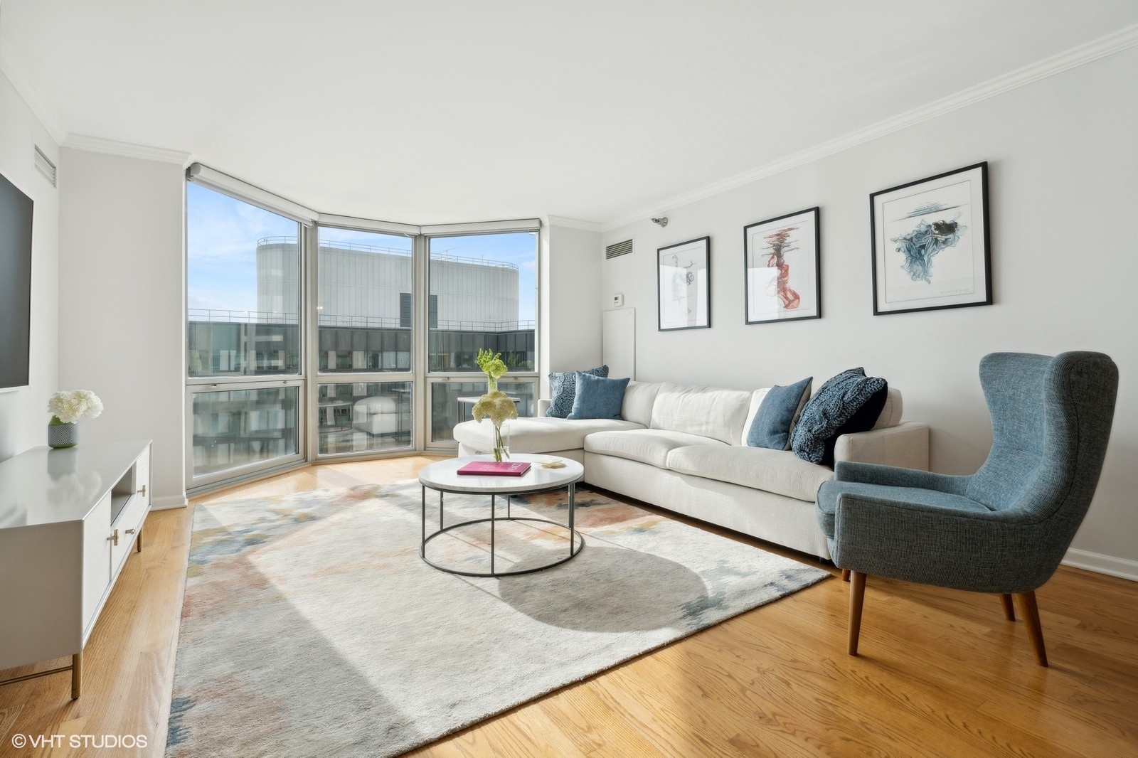 195 N Harbor Drive Unit: 5404