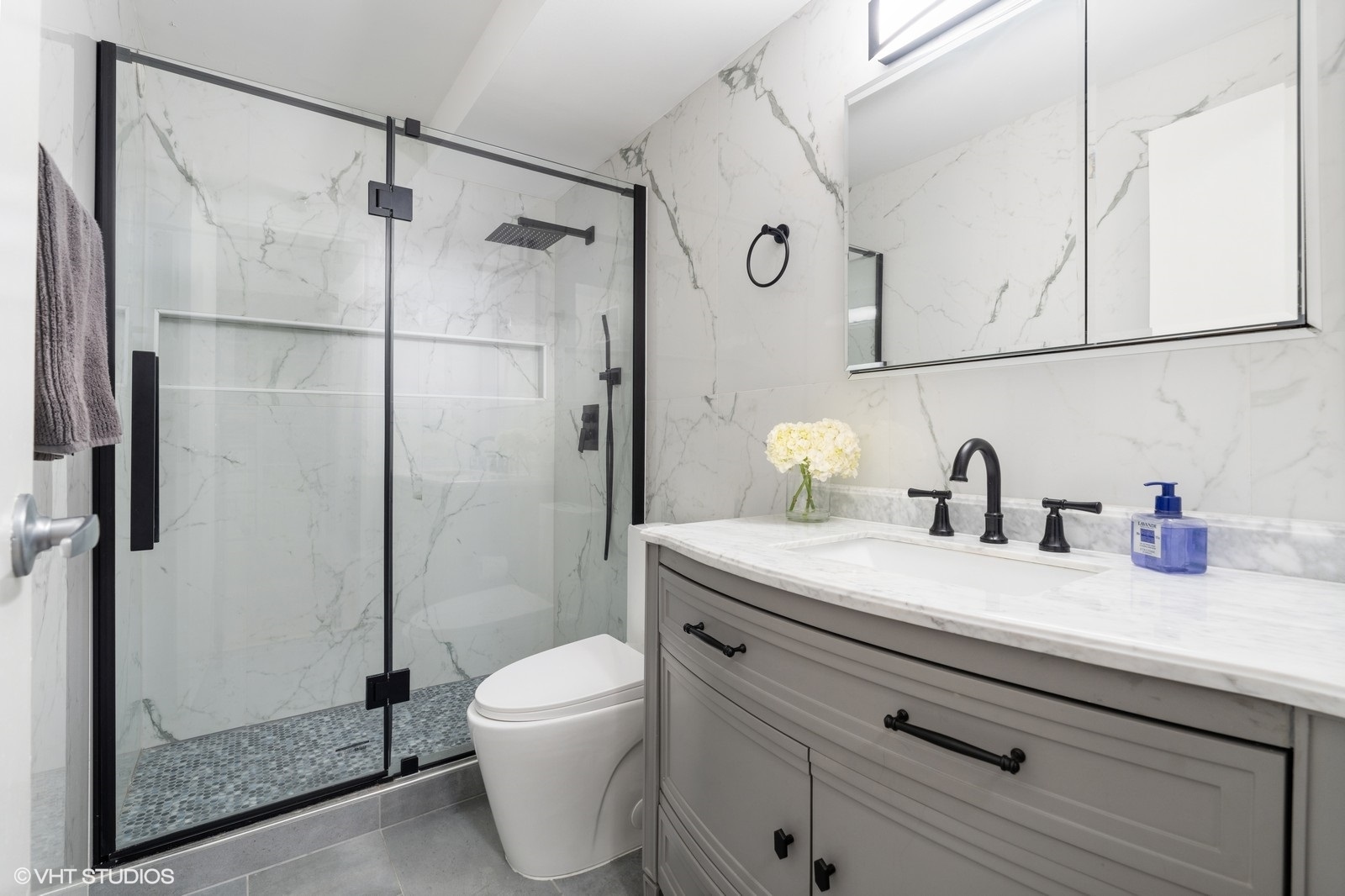 195 N Harbor Drive Unit: 5404