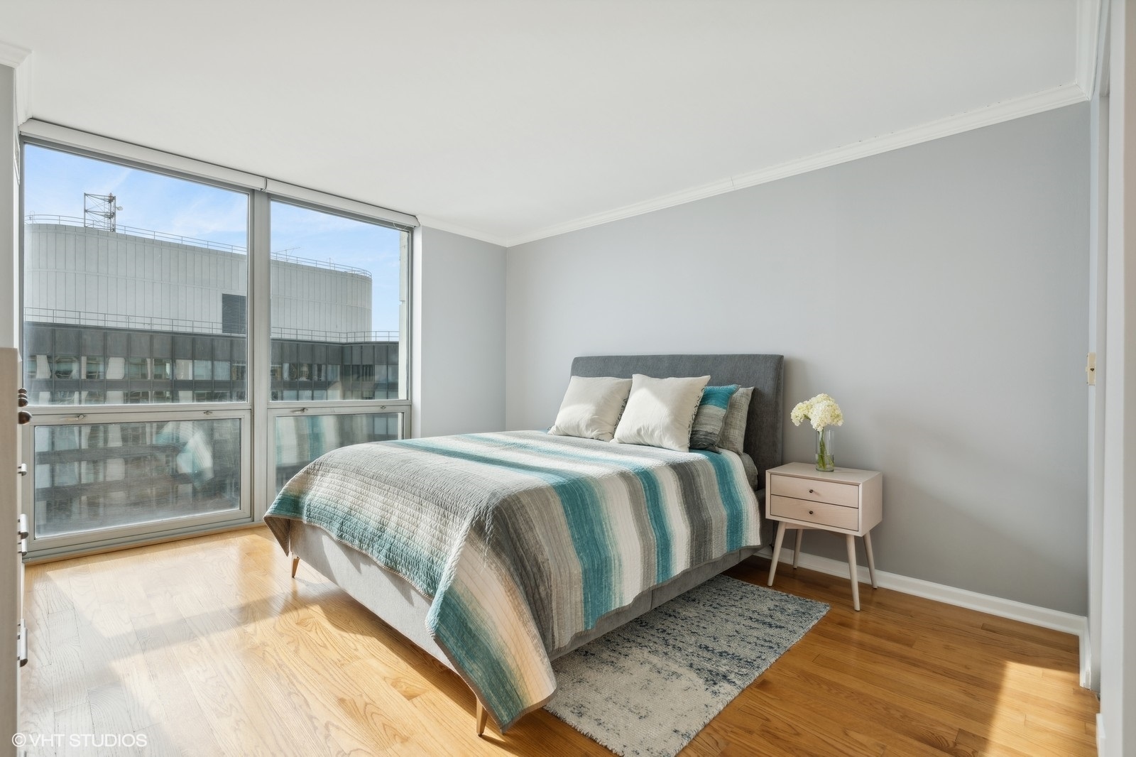 195 N Harbor Drive Unit: 5404