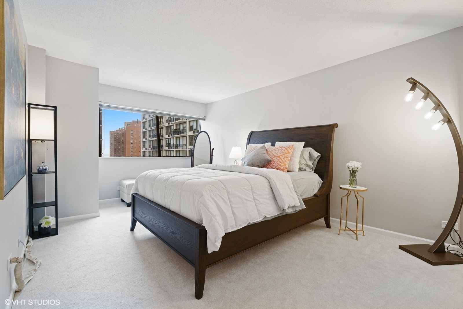 1415 N Dearborn Street Unit: 11B