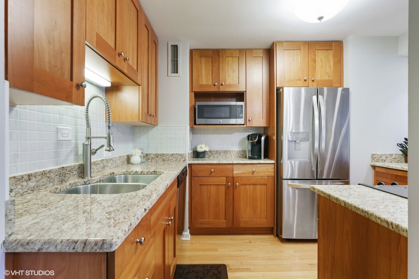 1415 N Dearborn Street Unit: 11B